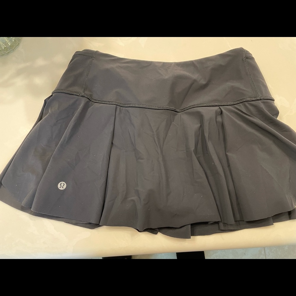 Black , Lululemon skirt size 6